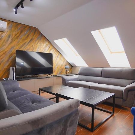 Delux Center Apartments Indija 외부 사진
