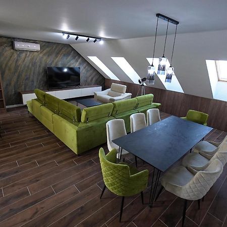 Delux Center Apartments Indija 외부 사진